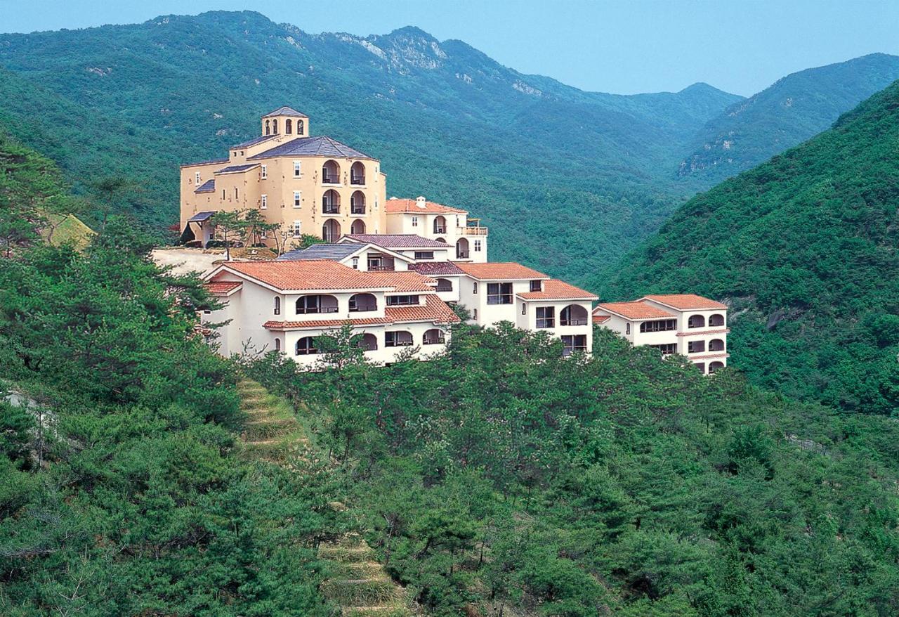 Club Es Jecheon Resort Chech'ŏn 外观 照片
