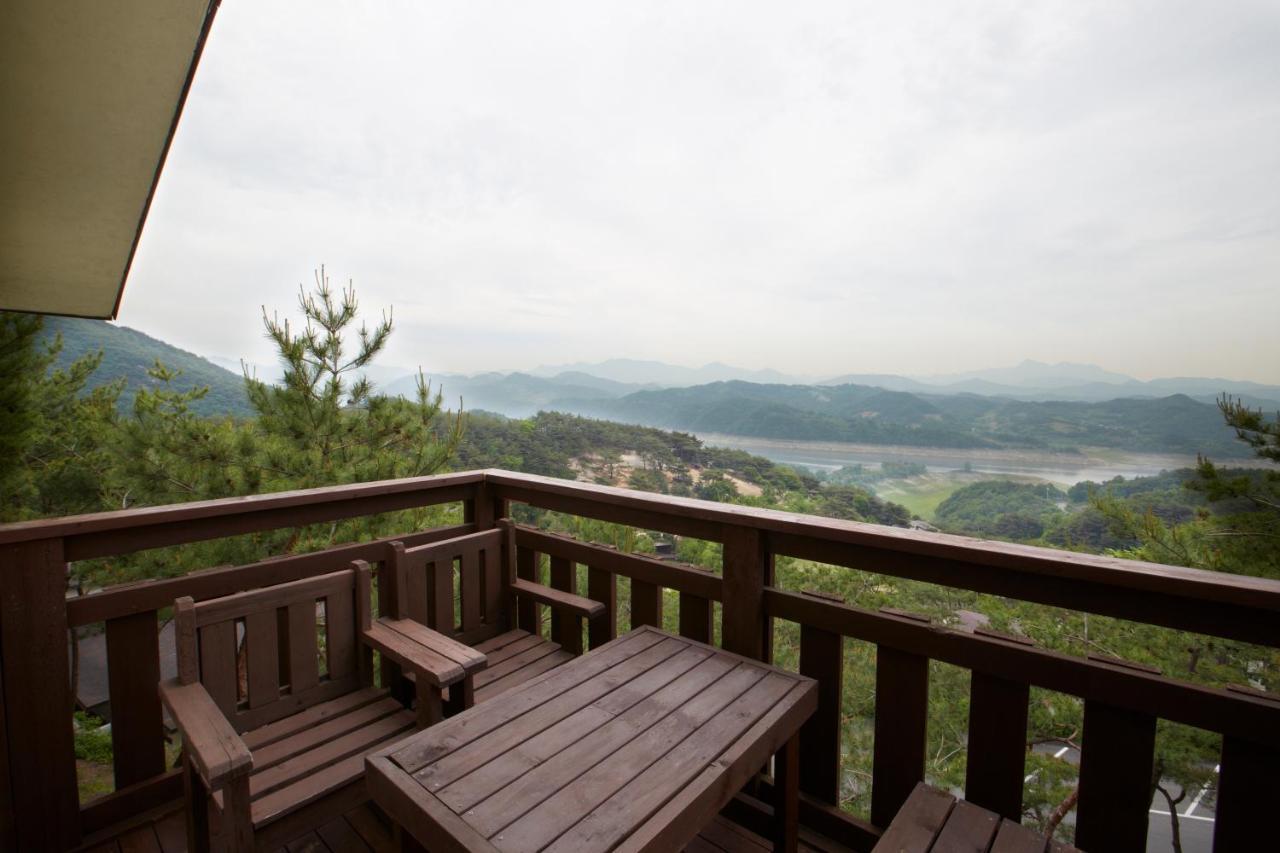 Club Es Jecheon Resort Chech'ŏn 外观 照片